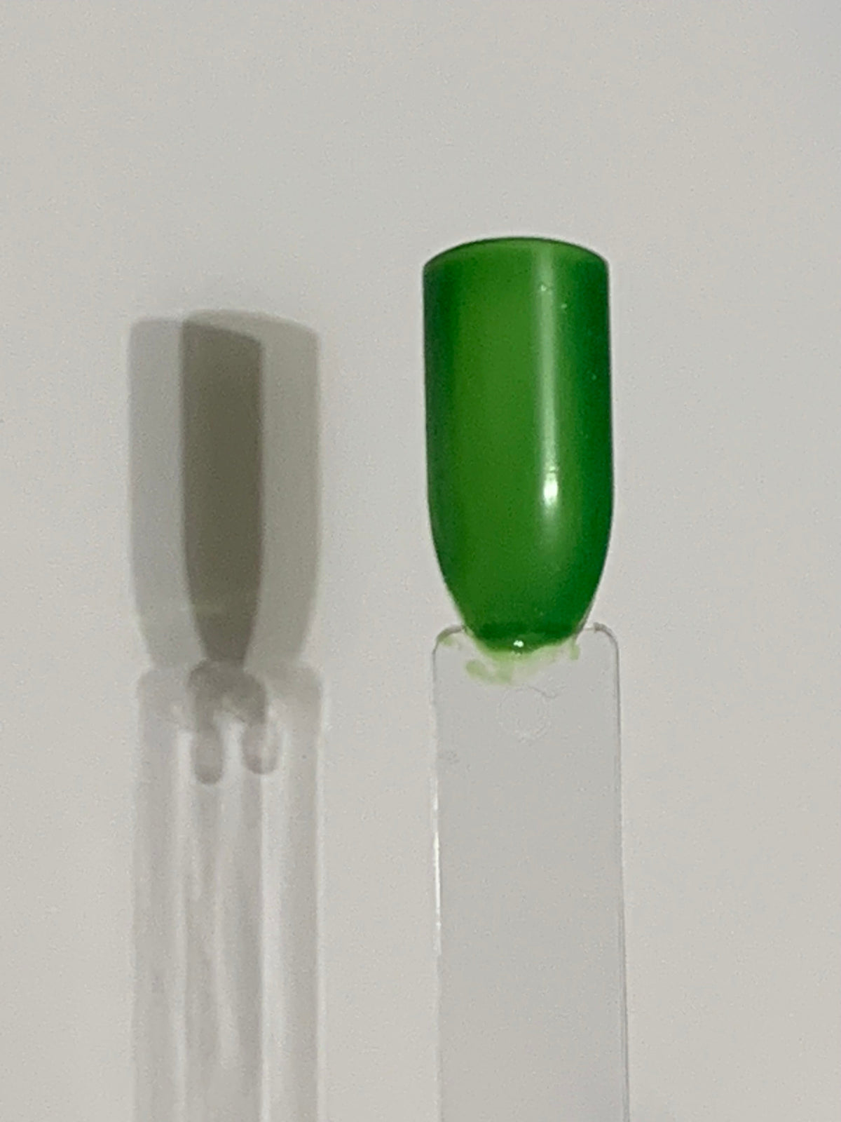 Regenerative Pool nail lacquer