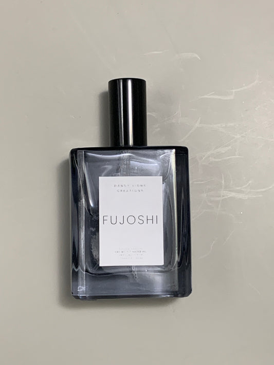 Fujoshi eau de parfum