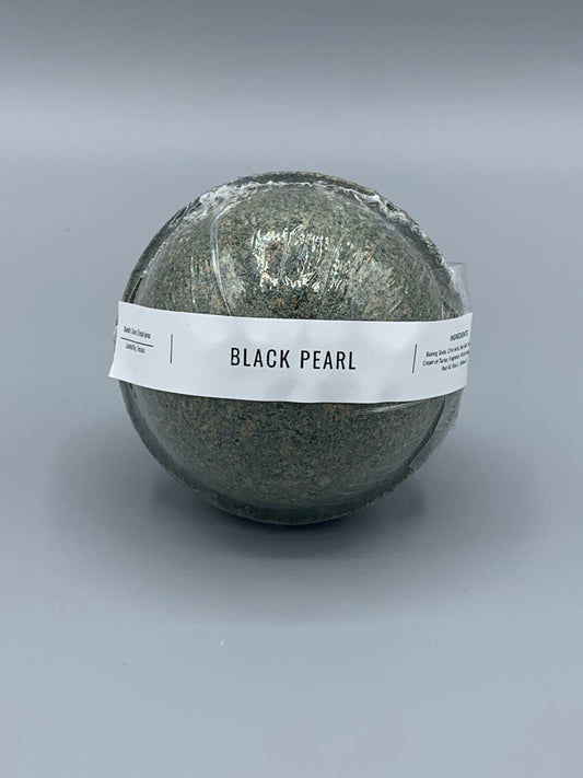 Black Pearl bath bomb