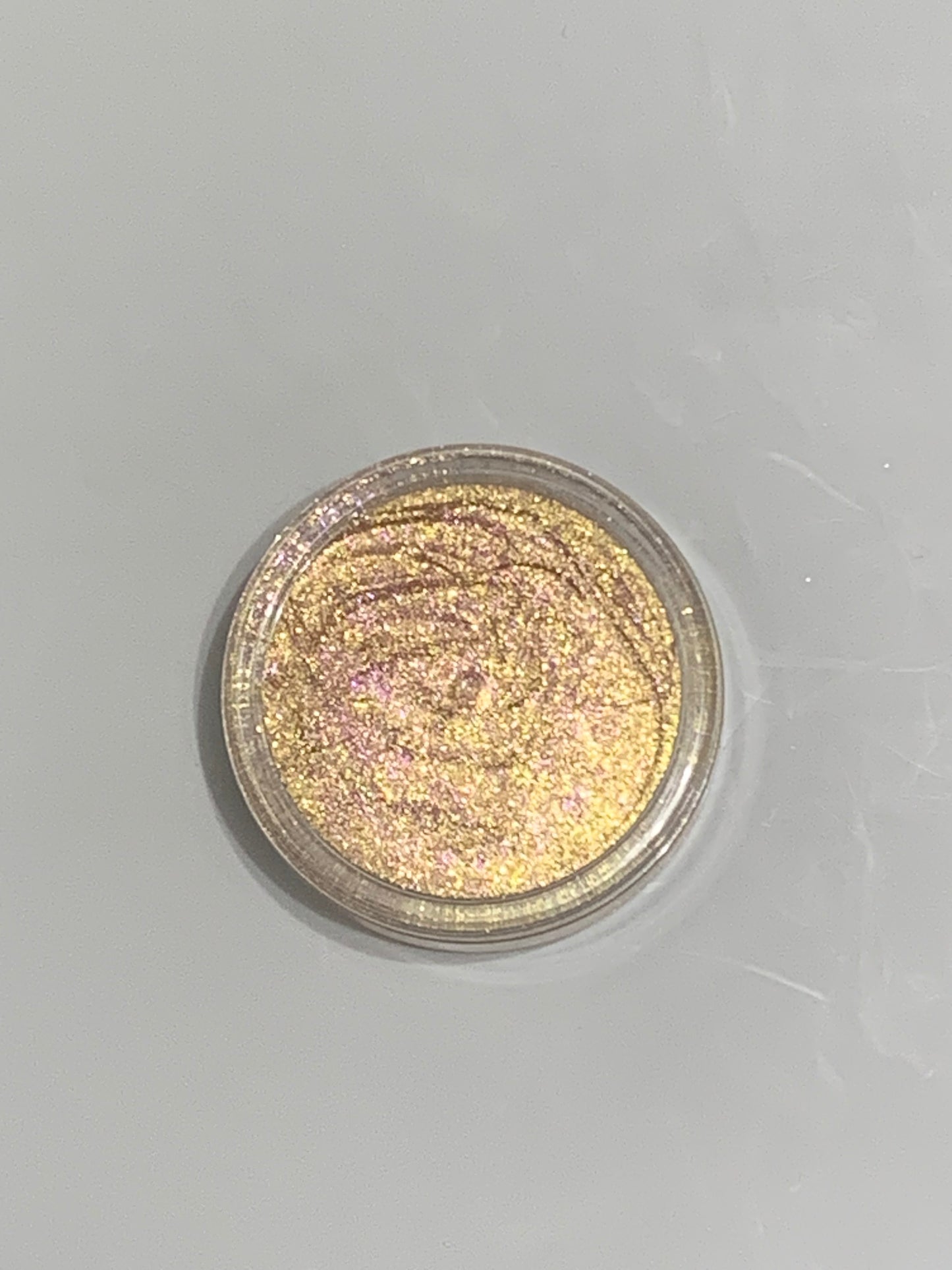 Paypig loose body shimmer